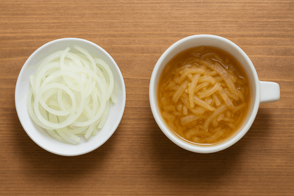 生サラダと加熱調理の玉ねぎを並べて比較したイメージ